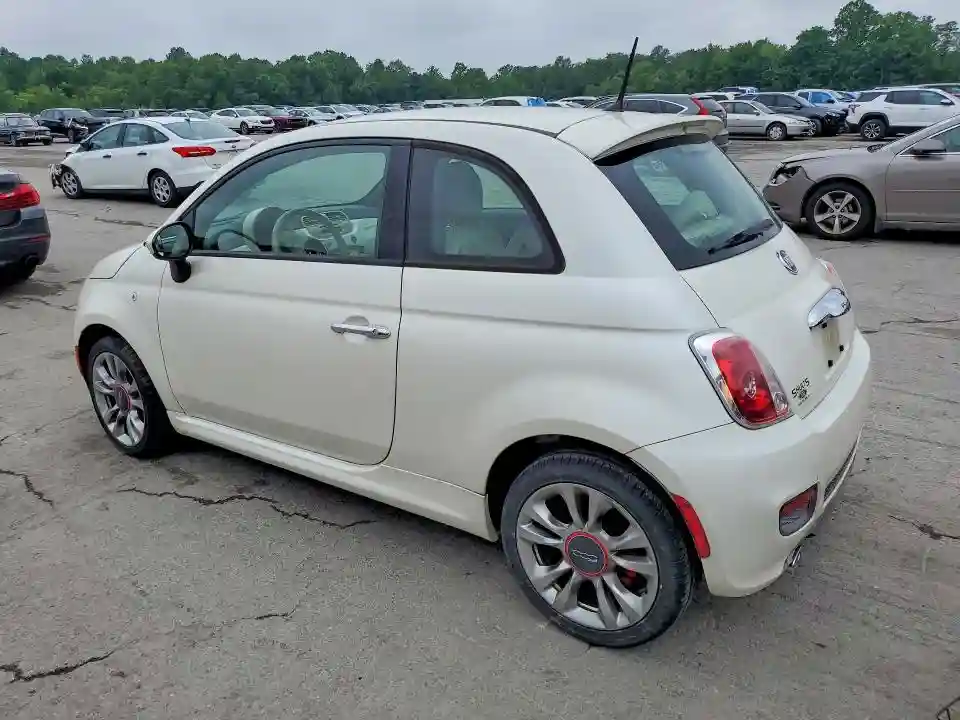 3C3CFFBR4FT545922 2015 FIAT 500-1