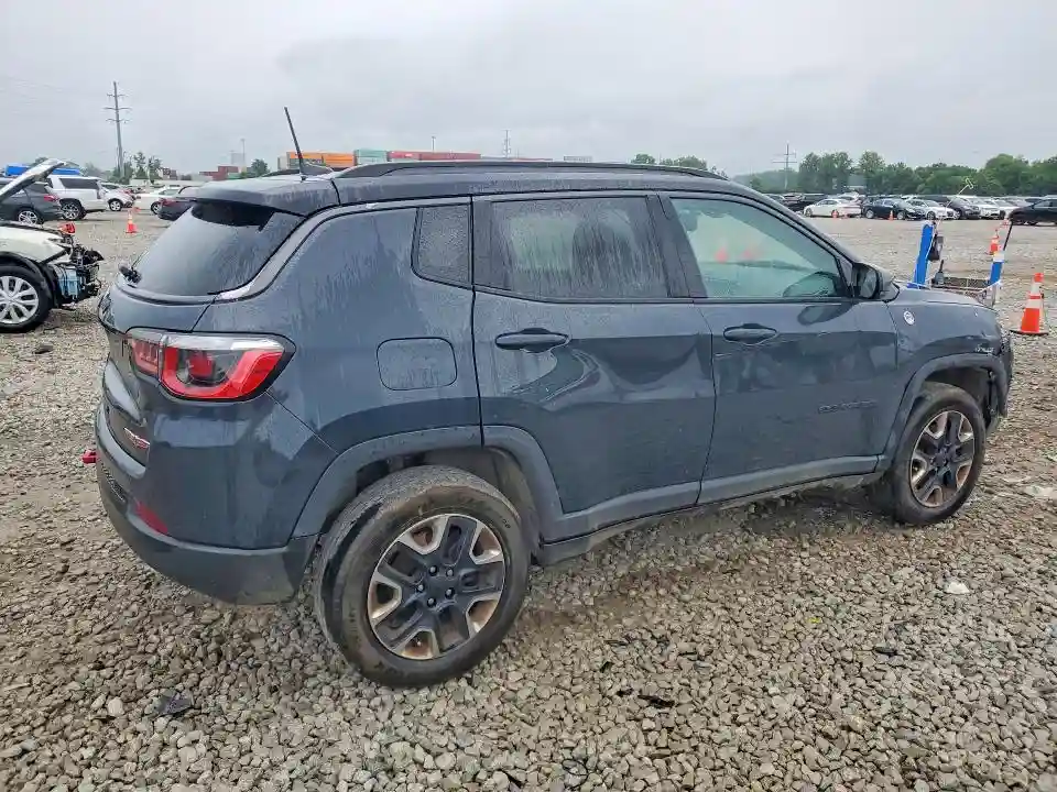 3C4NJDDB7HT597541 2017 JEEP COMPASS-2