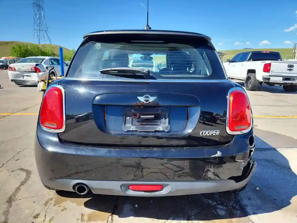 WMWXP5C32H2G61154 2017 MINI COOPER-5