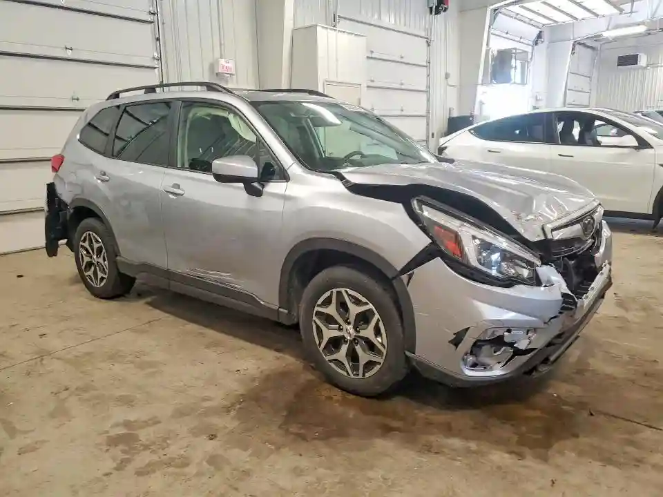 JF2SKAJC2MH462120 2021 SUBARU FORESTER-3