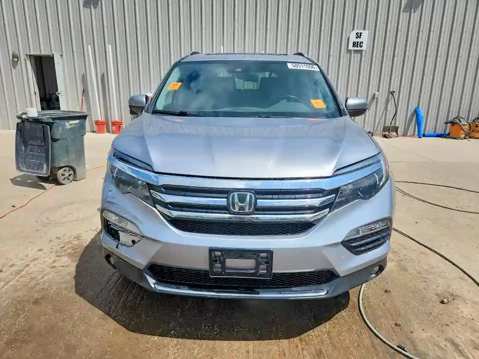 5FNYF6H96HB004364 2017 HONDA PILOT-4