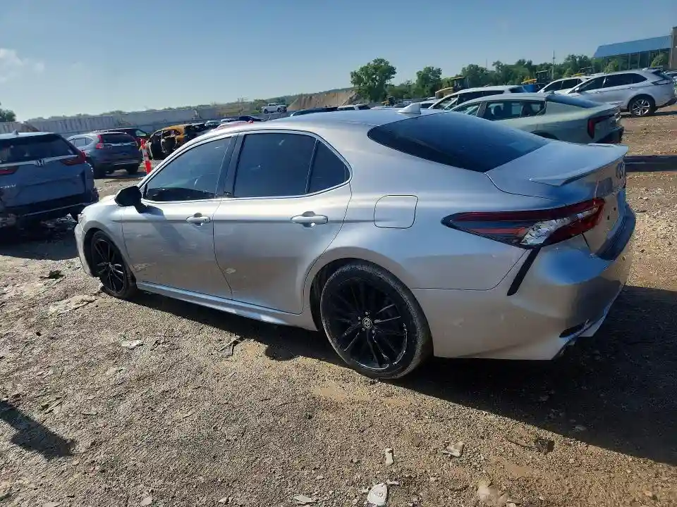 4T1K31AK3NU584296 2022 TOYOTA CAMRY-1