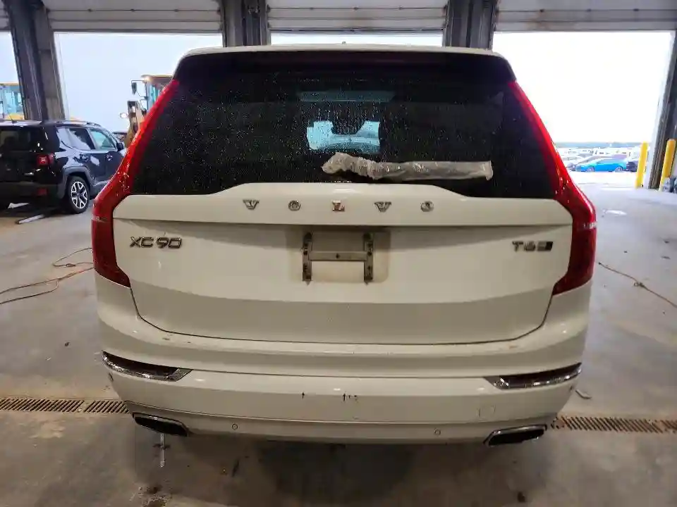 YV4A22PL9G1014474 2016 VOLVO XC90-5