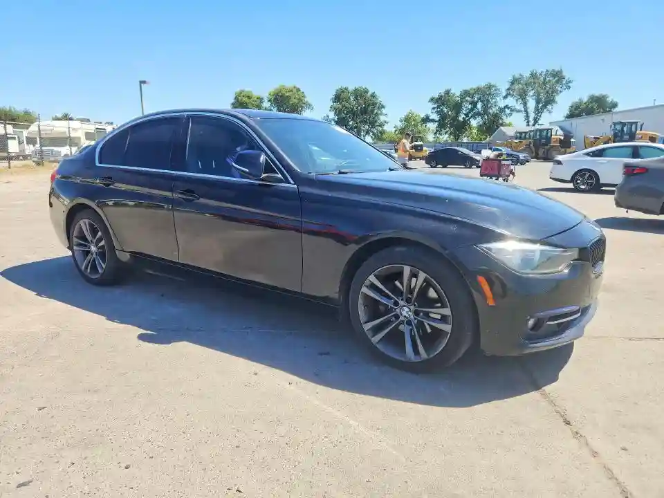 WBA8B9G59HNU09127 2017 BMW 3 SERIES-3