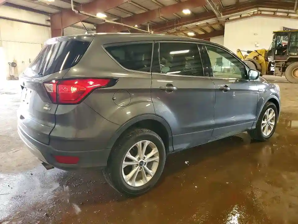 1FMCU9GDXKUC06822 2019 FORD ESCAPE-2