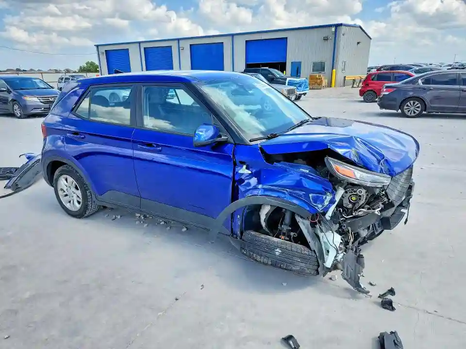 KMHRB8A36MU067298 2021 HYUNDAI VENUE-3