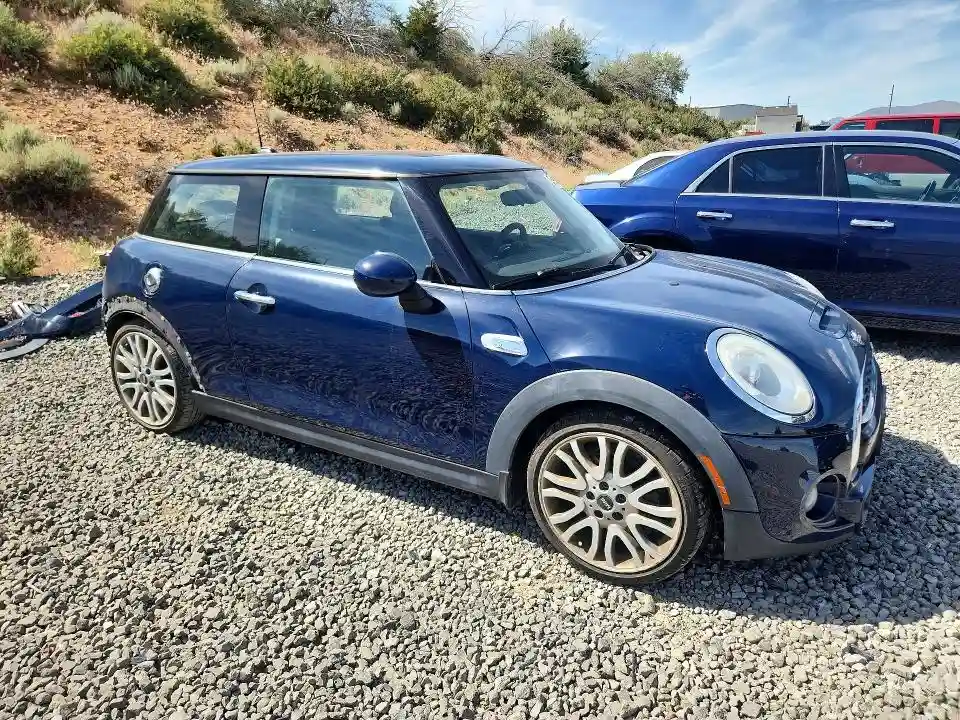 WMWXP7C5XF2A42277 2015 MINI COOPER-3