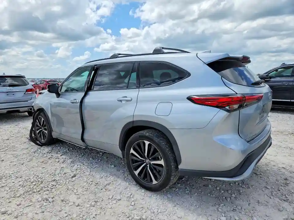 5TDLZRAH5MS031954 2021 TOYOTA HIGHLANDER-1