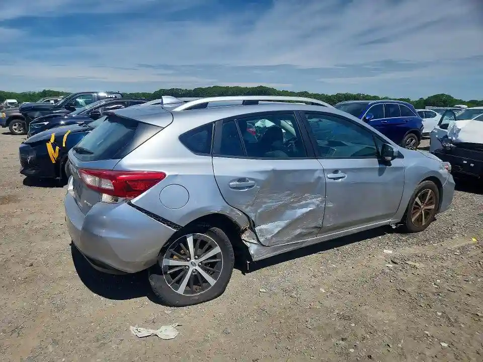 4S3GTAC63K3718994 2019 SUBARU IMPREZA-2