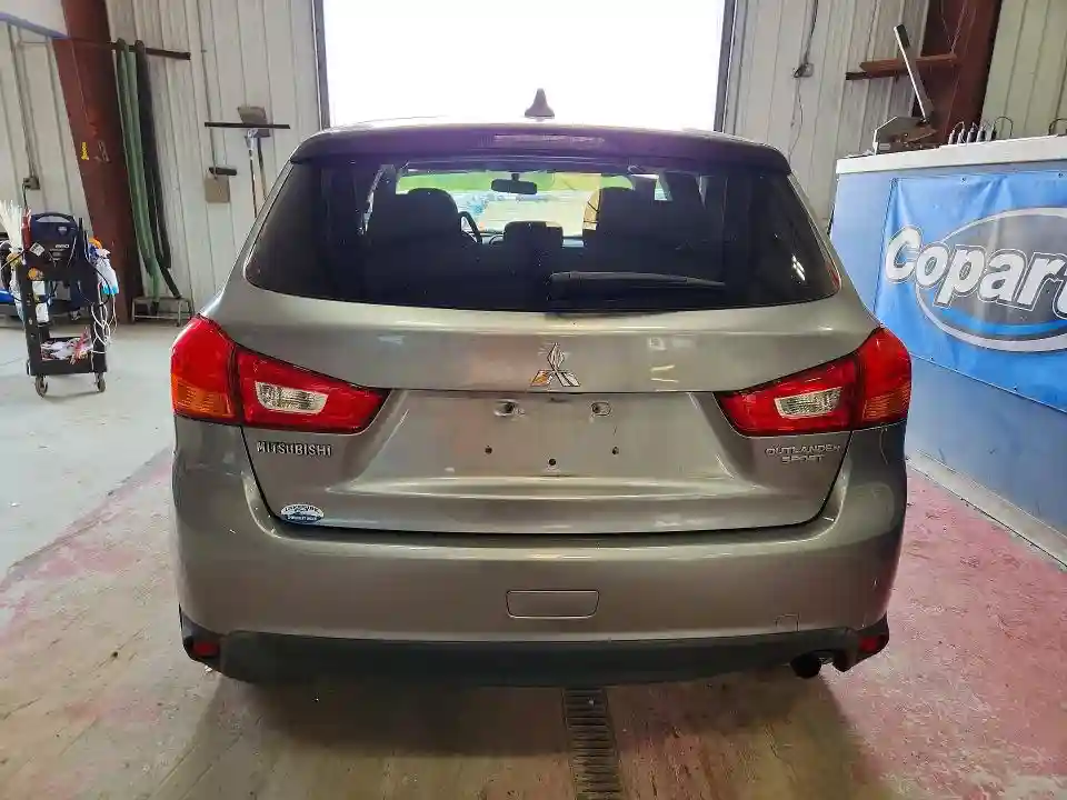 JA4AR3AU2HZ006980 2017 MITSUBISHI OUTLANDER-5