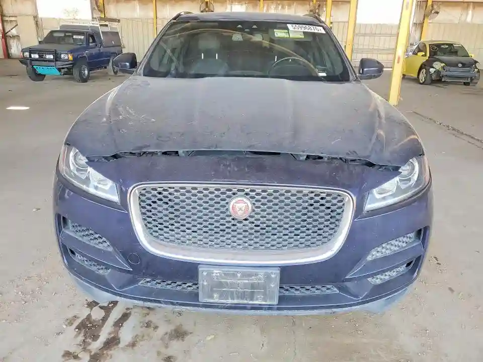 SADCJ2BN6HA094961 2017 JAGUAR F-PACE-4