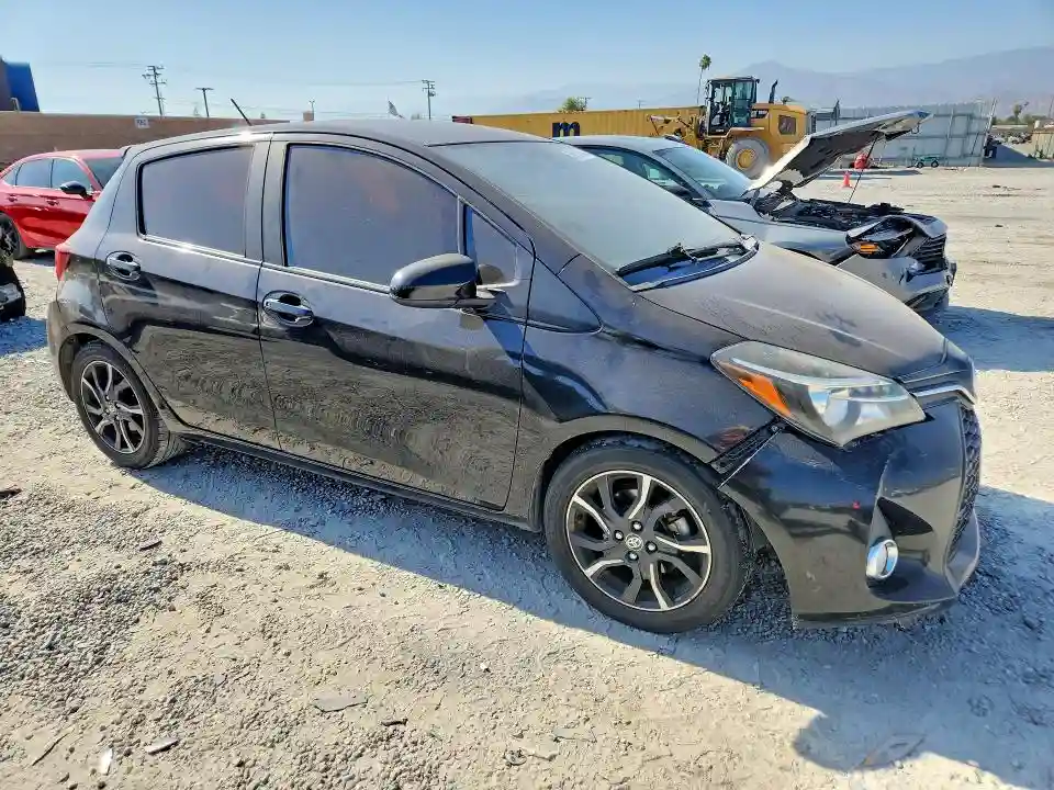 VNKKTUD35HA072207 2017 TOYOTA YARIS-3