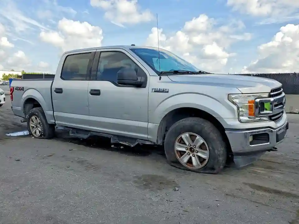 1FTEW1E54JFC64271 2018 FORD F150-3