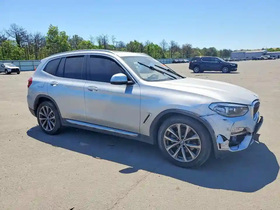 5UXTR9C50JLD72423 2018 BMW X3-3