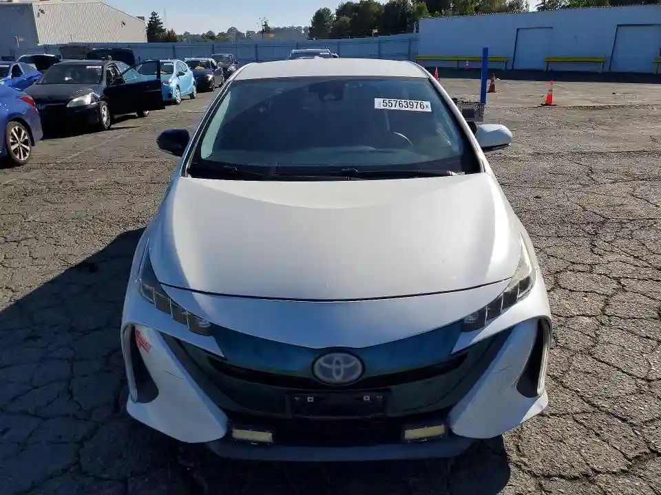 JTDKARFP9H3043910 2017 TOYOTA PRIUS-4