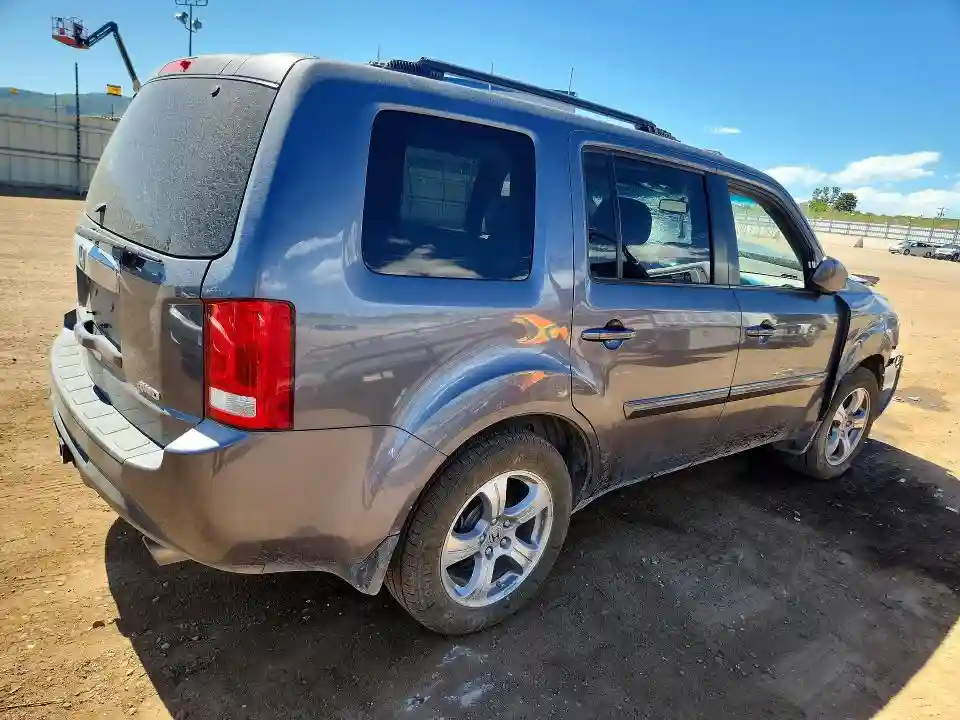 5FNYF4H53FB077044 2015 HONDA PILOT-2