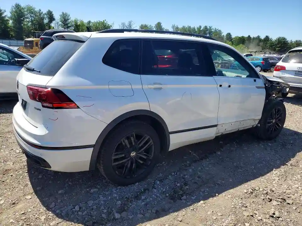 3VV8B7AX4NM117541 2022 VOLKSWAGEN TIGUAN-2