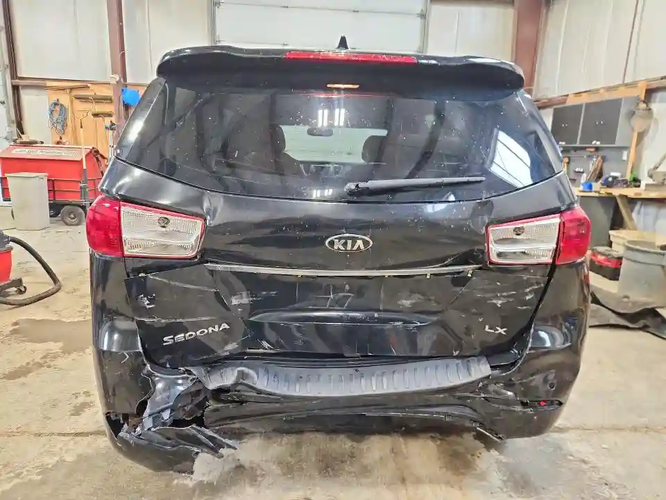 KNDMB5C14H6249942 2017 KIA SEDONA-5