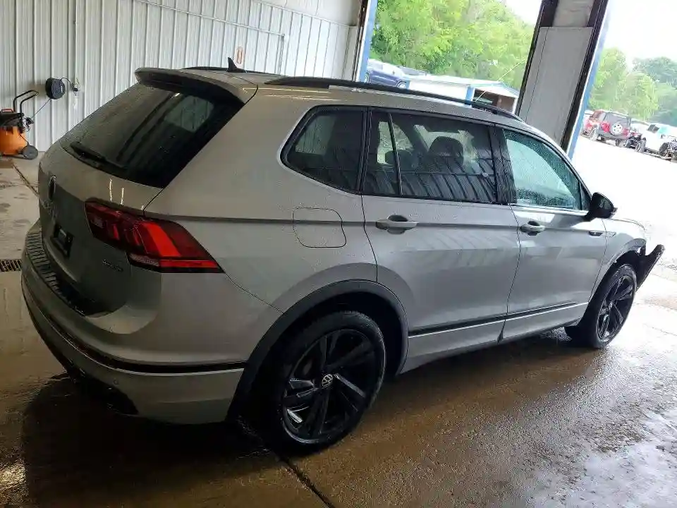 3VV8B7AX3RM086725 2024 VOLKSWAGEN TIGUAN-2