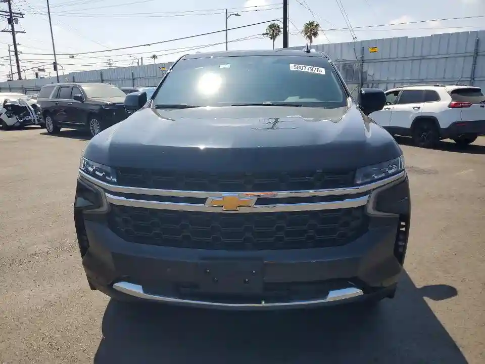 1GNSCBKDXPR109929 2023 CHEVROLET SUBURBAN-4