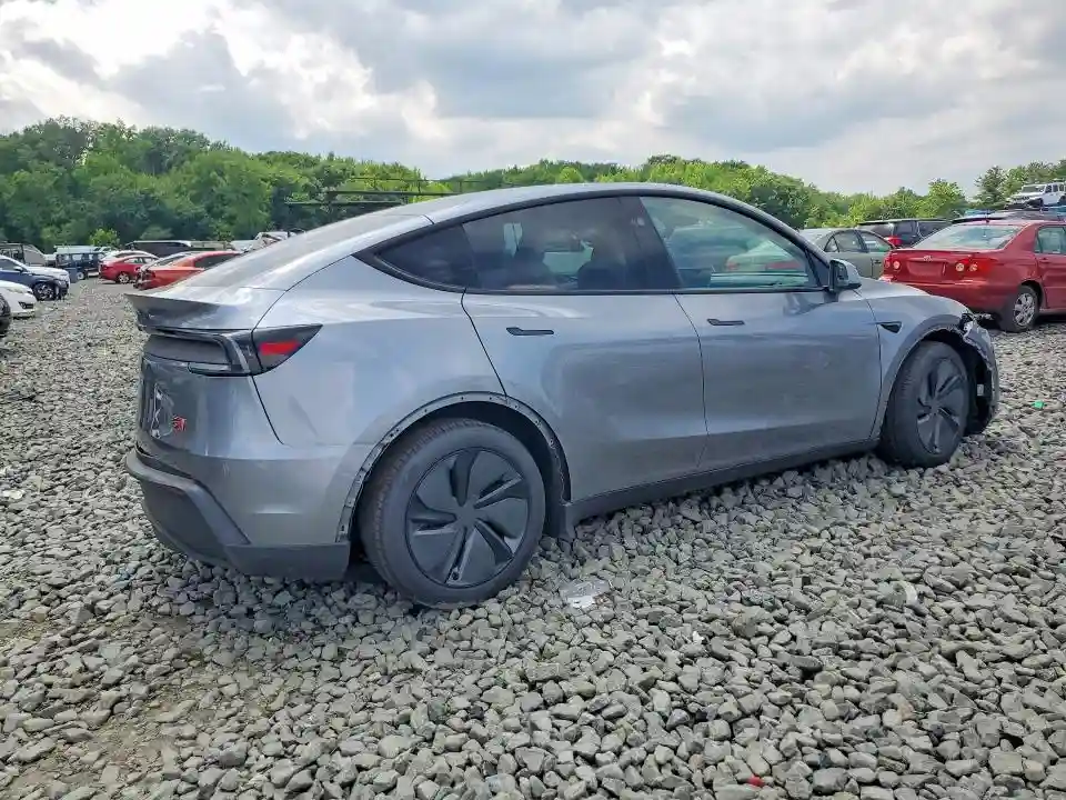 7SAYGDEEXTA382585 2026 TESLA MODEL Y-2