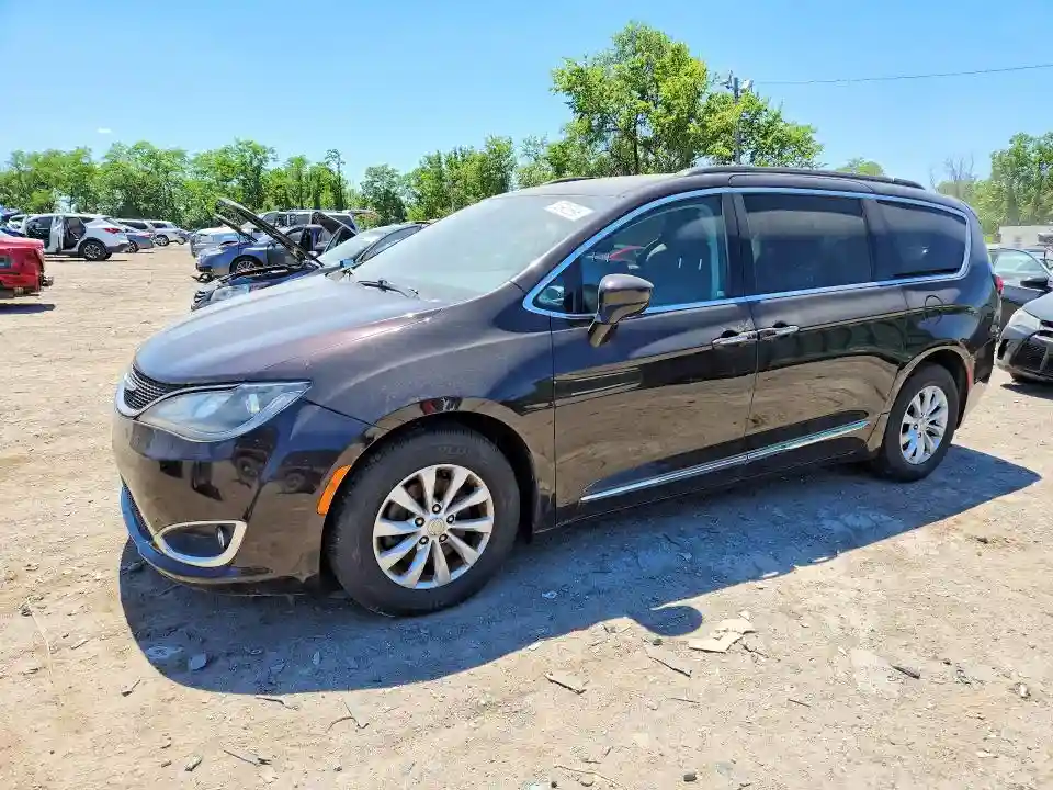 2C4RC1BG6HR733850 2017 CHRYSLER PACIFICA-0