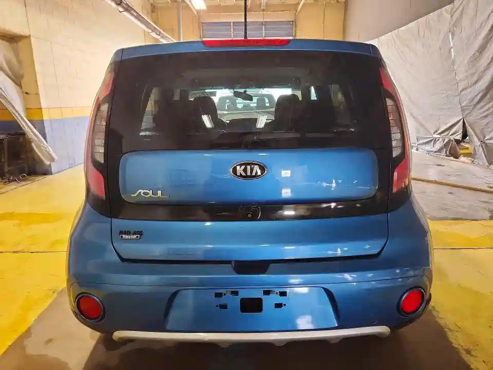 KNDJP3A52H7486518 2017 KIA SOUL-5