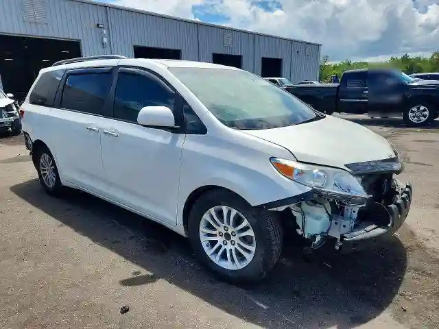 5TDYZ3DC1HS896381 2017 TOYOTA SIENNA-3