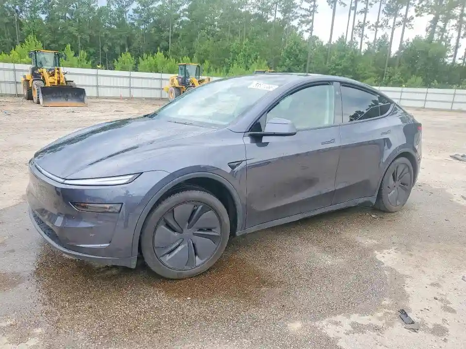7SAYGDEE2TA409598 2026 TESLA MODEL Y-0