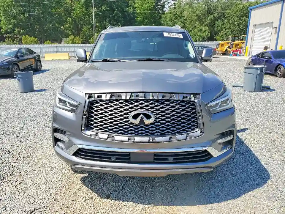 JN8AZ2NE7J9190665 2018 INFINITI QX80-4