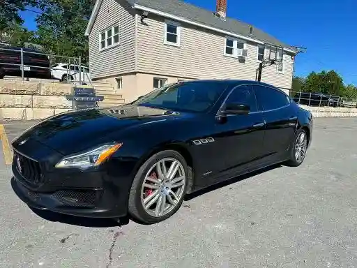 ZAM56YRS3J1285288 2018 MASERATI QUATTROPOR-0