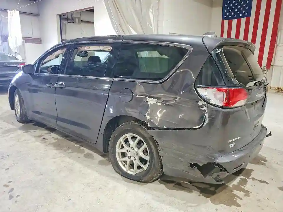 2C4RC1CG3HR684489 2017 CHRYSLER PACIFICA-1