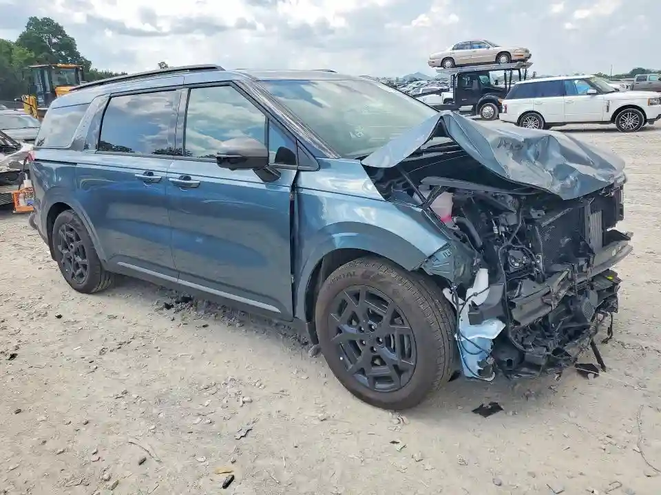 KNDNE5KA1T6143888 2026 KIA CARNIVAL H-3