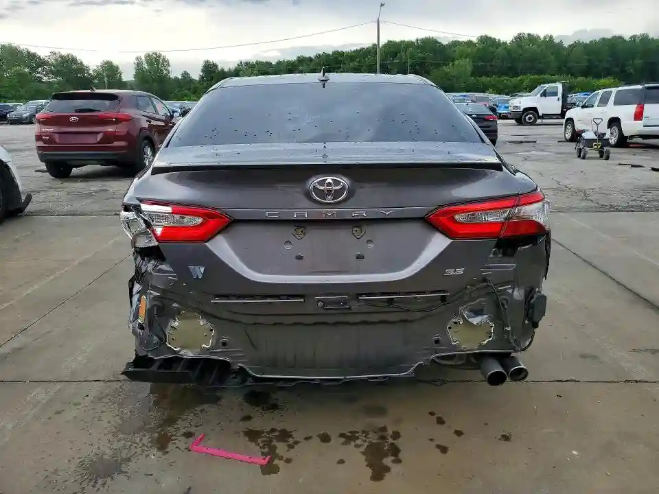 4T1B11HK5JU070066 2018 TOYOTA CAMRY-5
