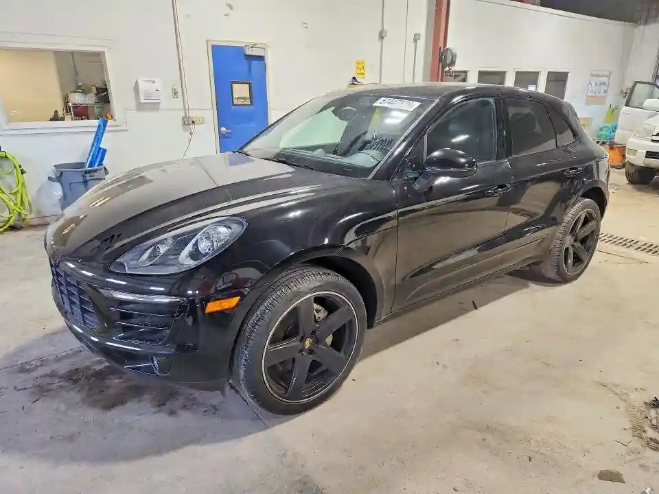 WP1AB2A51GLB46631 2016 PORSCHE MACAN-0