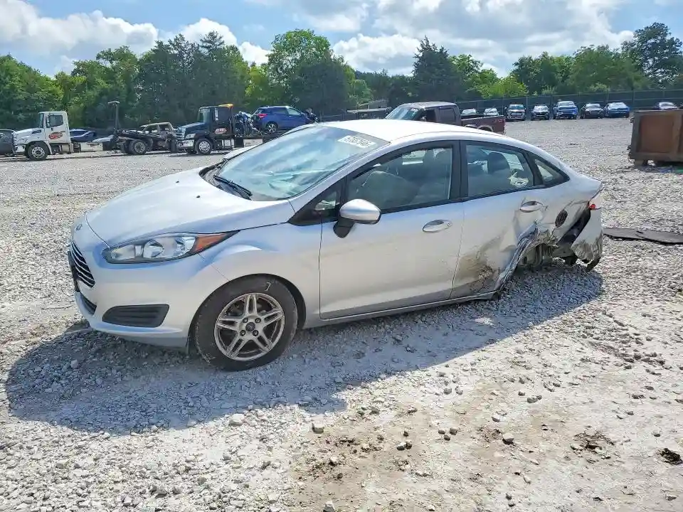 3FADP4BJ1HM156833 2017 FORD FIESTA-0