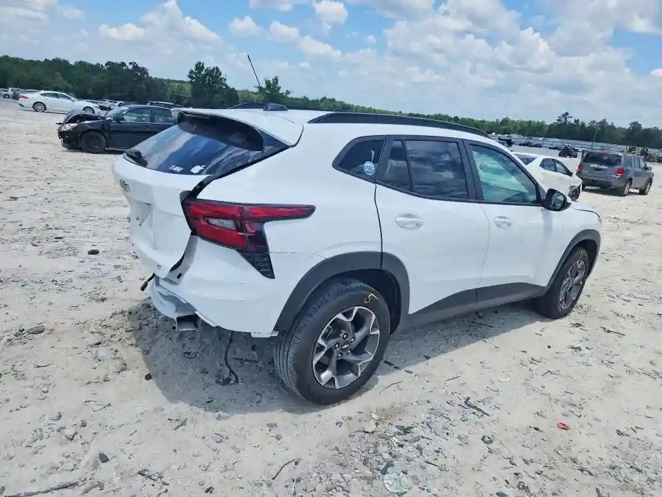 KL77LHE27RC182657 2024 CHEVROLET TRAX-2