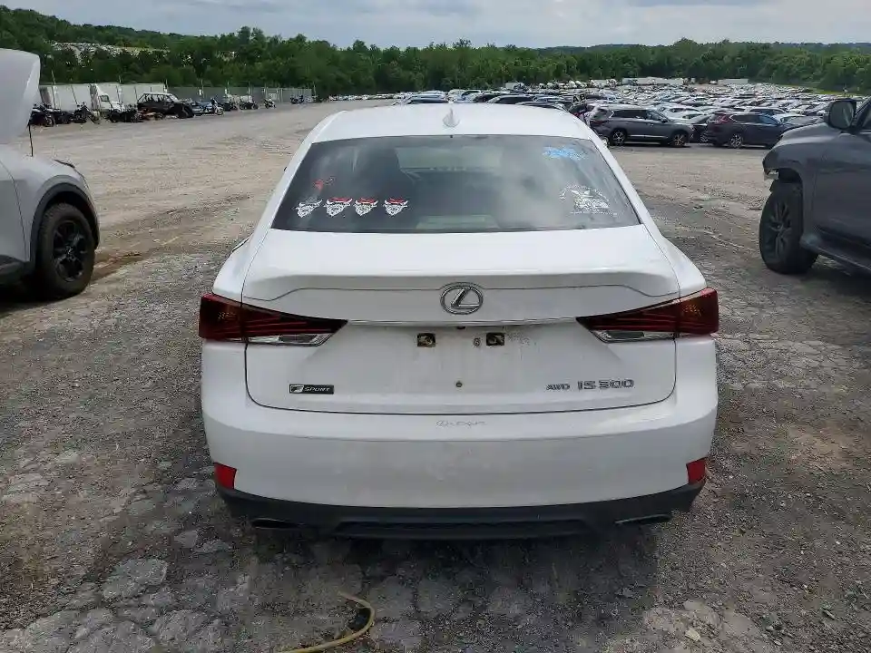JTHC81D22J5031096 2018 LEXUS IS-5