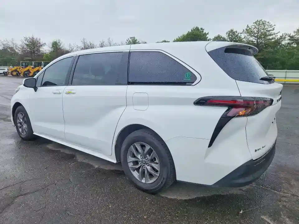 5TDKSKFC8SS190159 2025 TOYOTA SIENNA-1