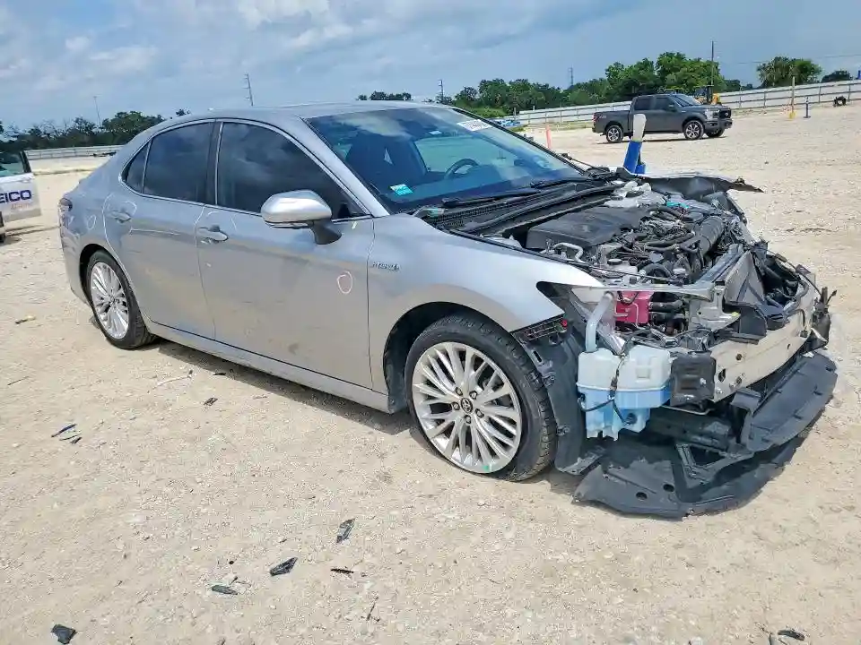 4T1B21HK4KU011783 2019 TOYOTA CAMRY SOLA-3