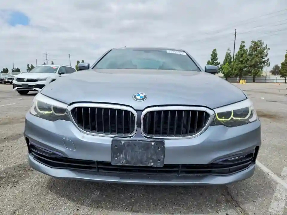 WBAJA5C39HG898036 2017 BMW 5 SERIES-4