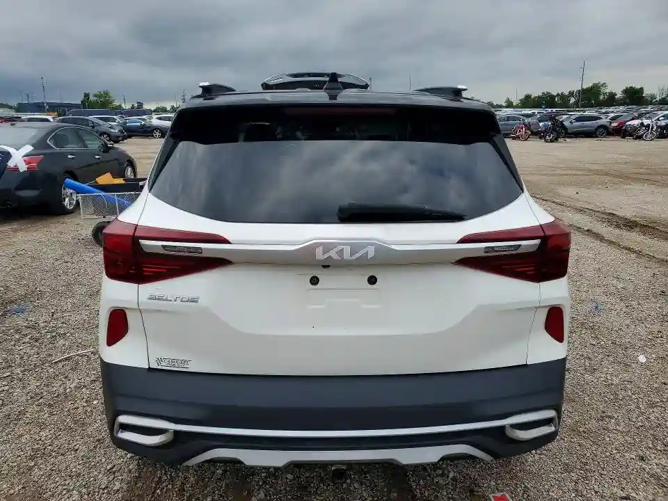 KNDEUCAA9N7301478 2022 KIA SELTOS-5