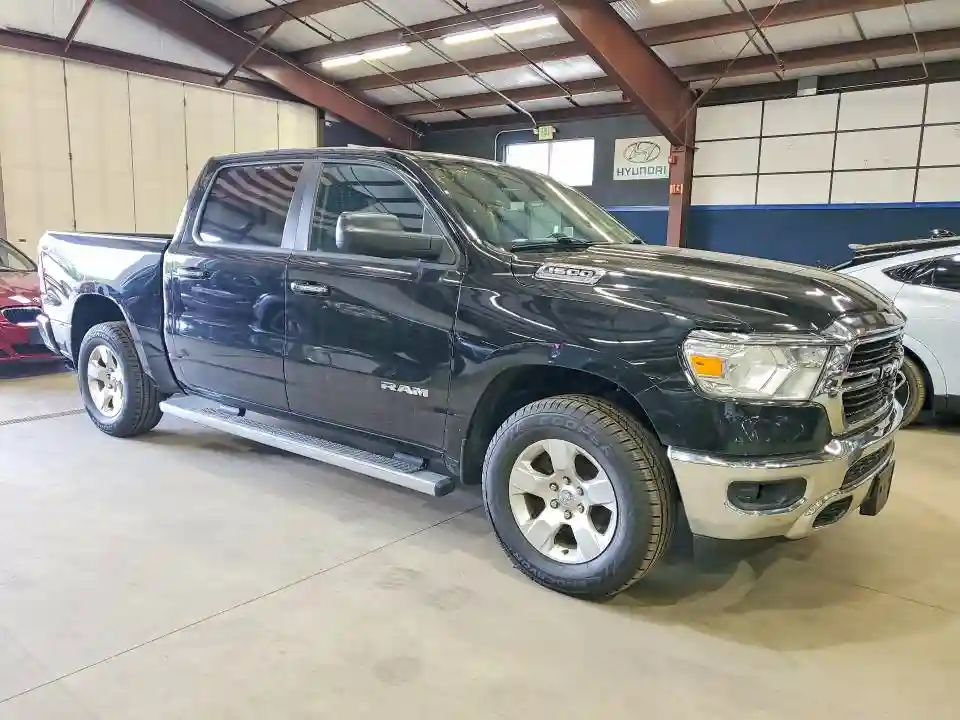 1C6RRFFG9LN383861 2020 RAM 1500-3