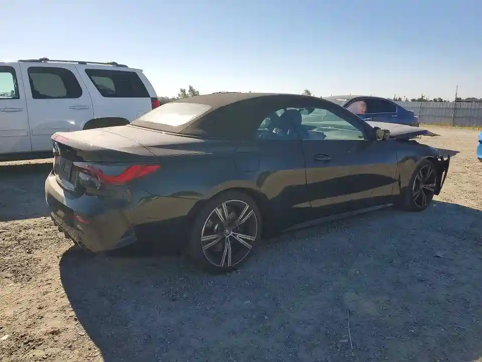 WBA23AT03PCN00578 2023 BMW 4 SERIES-2