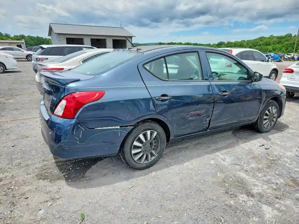 3N1CN7AP9GL814733 2016 NISSAN VERSA-2