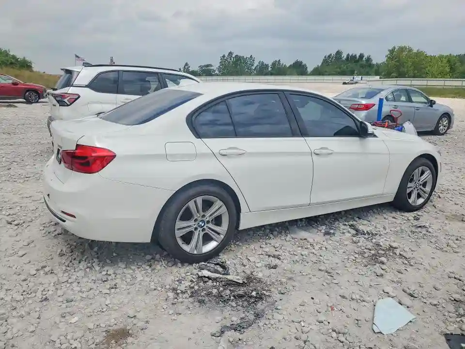 WBA8E9G5XGNU29151 2016 BMW 3 SERIES-2