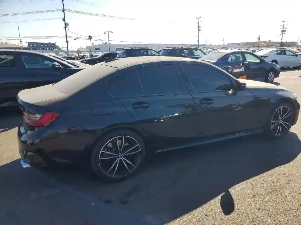 3MW5U7J02N8C22972 2022 BMW M3-2