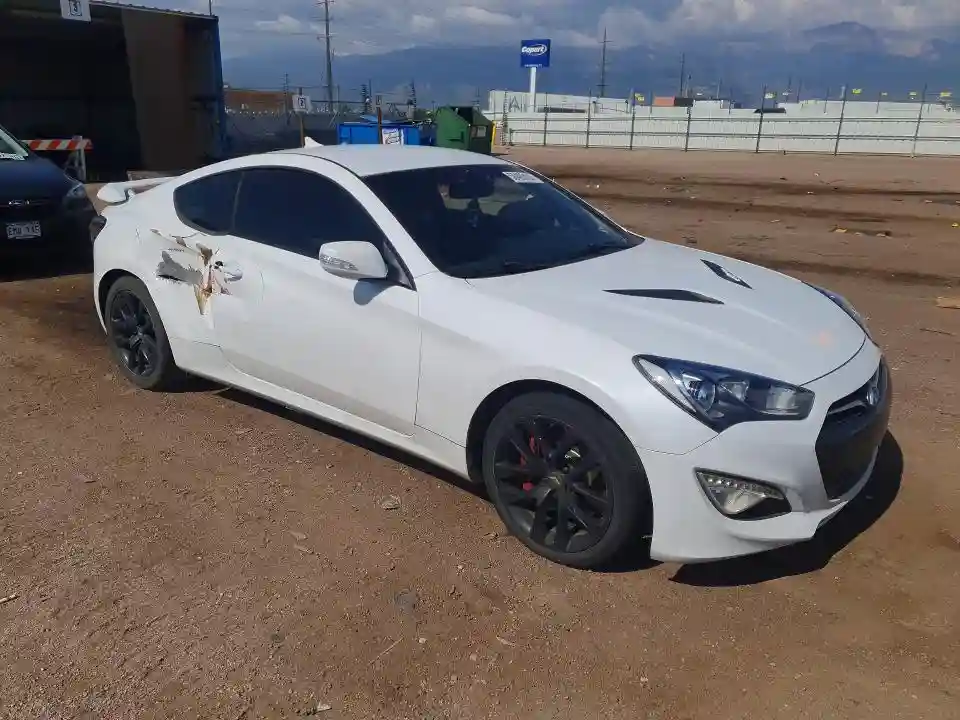 KMHHU6KJ9FU124894 2015 HYUNDAI GENESIS-3