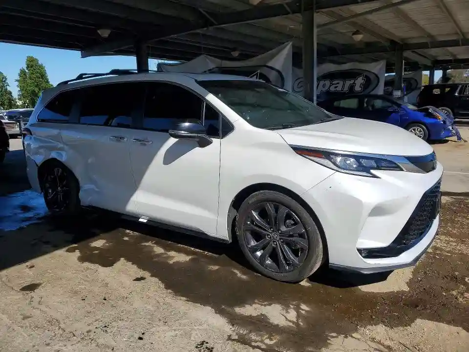 5TDCRKEC3PS146921 2023 TOYOTA SIENNA-3