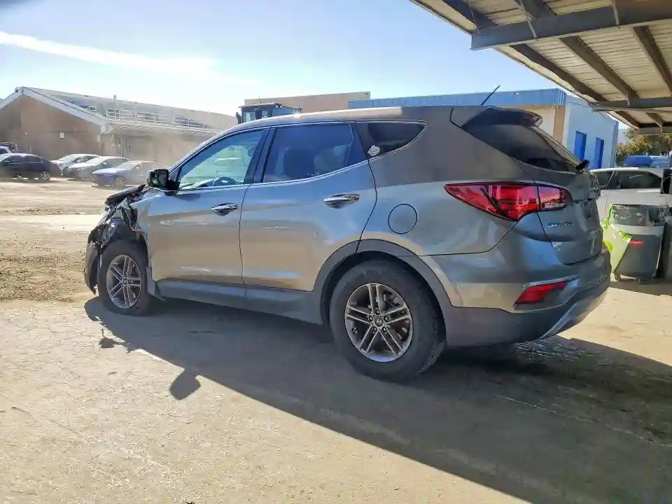 5XYZT3LB3JG570065 2018 HYUNDAI SANTA FE-1